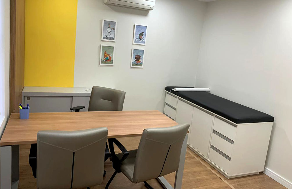 Tikva Pediatria Consultório 04